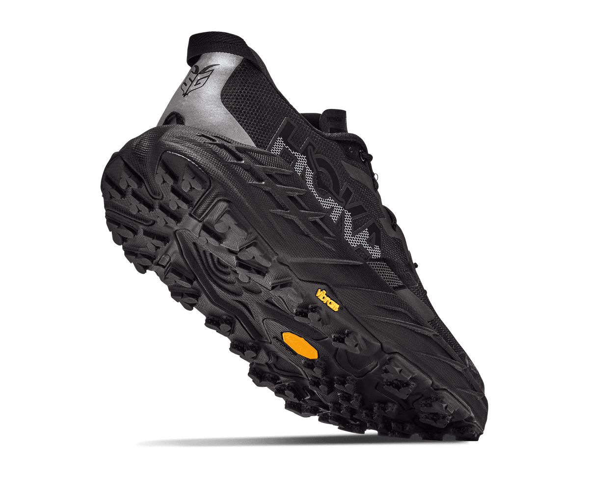 HOKA Men's Speedgoat 7 - BLACK / CARBON BLACK (Wide)