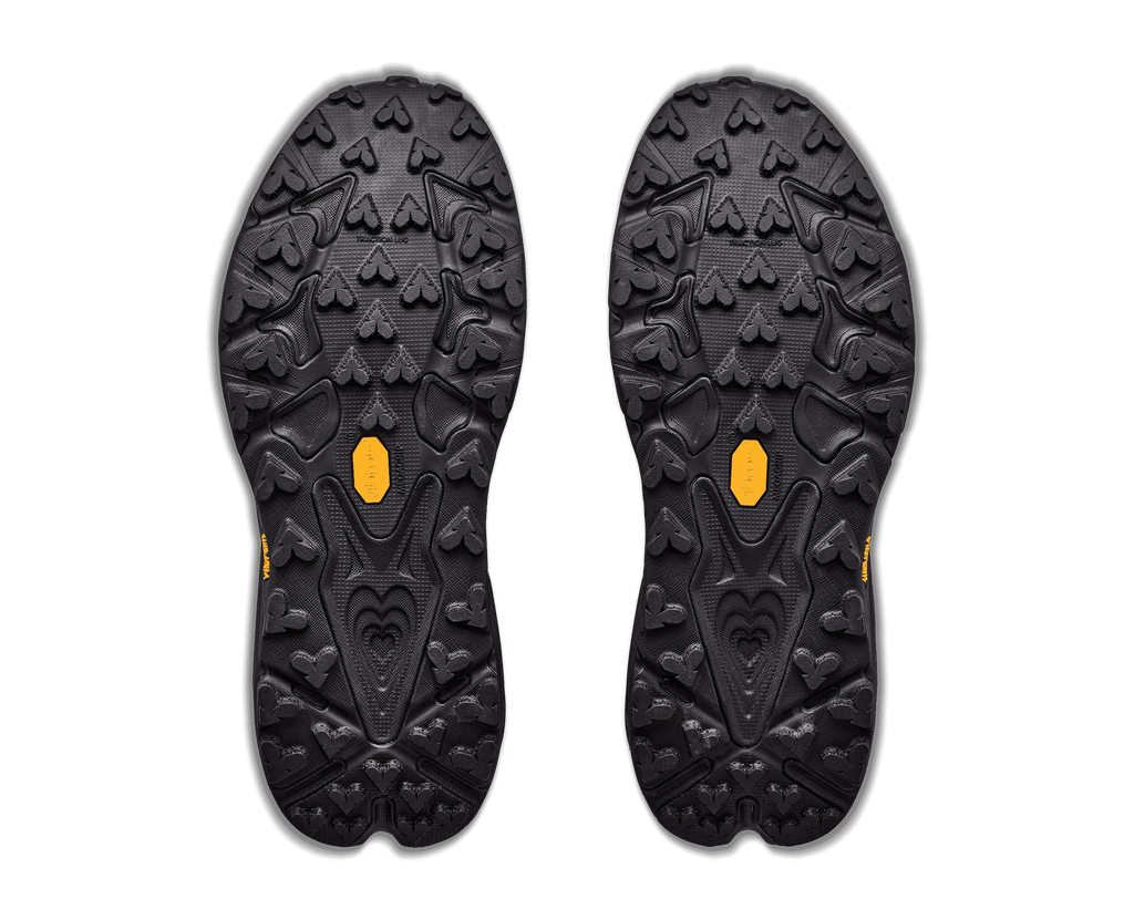 HOKA Women's Speedgoat 7 - BLACK / CARBON BLACK (Wide)