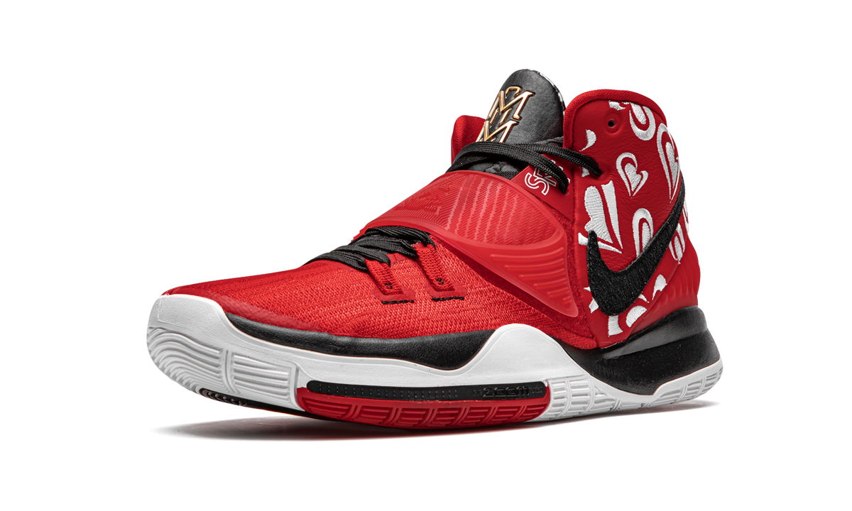 Kyrie 6 SR "Sneaker Room - Mom" DC3269 600