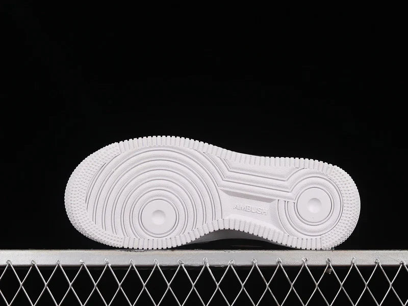 Air Force 1 Low SP AMBUSH "All White/Black"