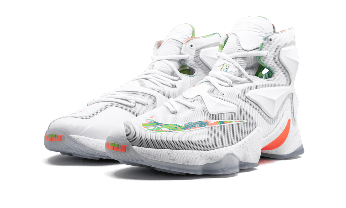 Lebron 13 "Easter" 807219 108