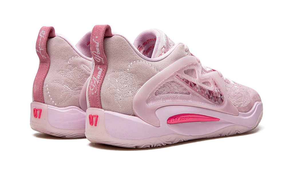 KD 15 "Aunt Pearl" DQ3851 600