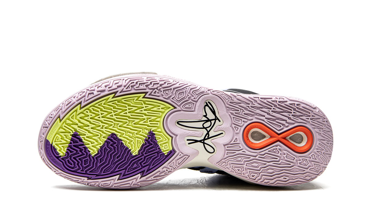 Kyrie Infinity CZ0204 400